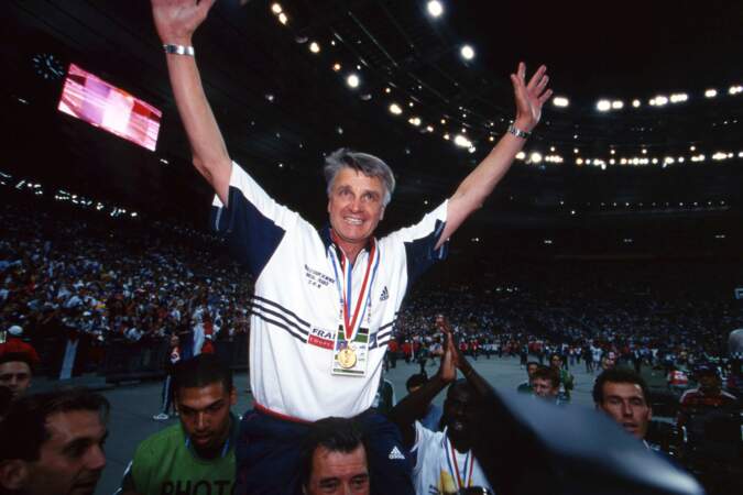 La joie du sélectionneur Aimé Jacquet, premier sélectionneur tricolore a être sacré champion du monde