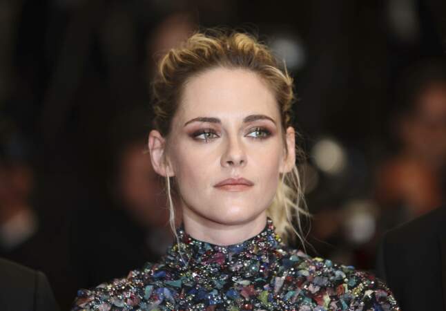 Kristen Stewart joue la carte de sobriété à Cannes.