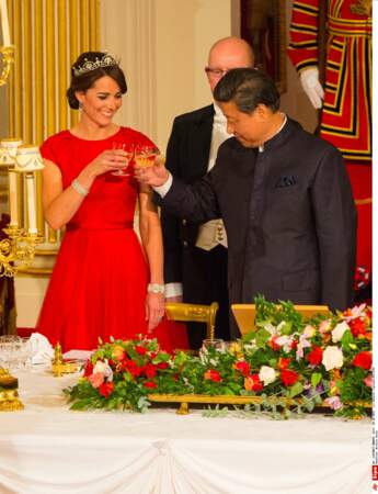 Royalement rouge pour recevoir le président chinois