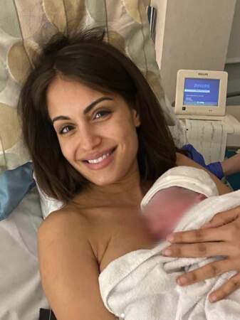 Le 12 février 2022, elle a donné naissance à son deuxième enfant : Naim.
