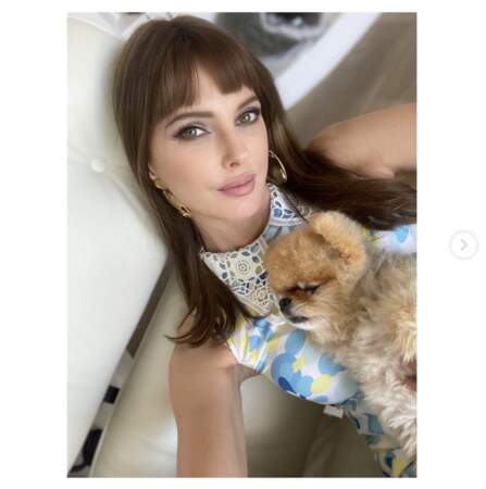 Selfie canin pour Frédérique Bel et son petit Joca.