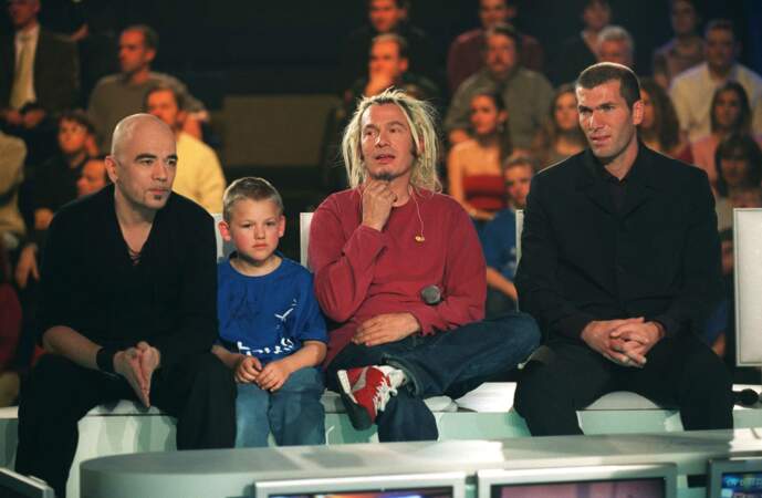 Pascal Obispo avec Florent Pagny et Zinédine Zidane en 2003.