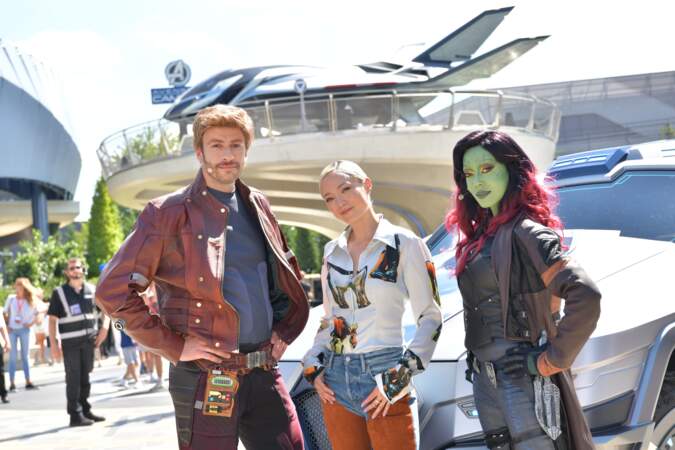 Pom Klementieff (Les Gardiens de la Galaxie Vol. 2 ) avec Star-Lord et Gamora 