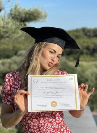Elle est diplômée en 2021