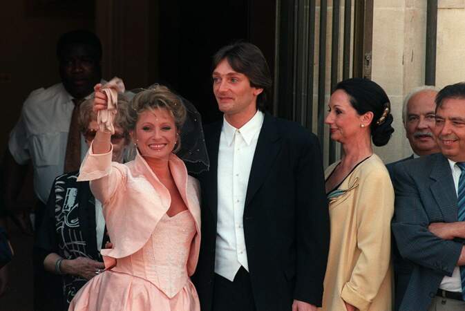 Pierre Palmade et Véronique Sanson lors de leur mariage en 1995.
