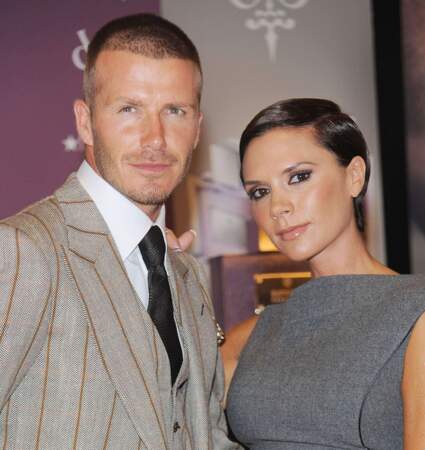 Le 1er septembre 2002, Victoria Beckham donne naissance à leur deuxième enfant, un garçon prénommé Roméo James Beckham.