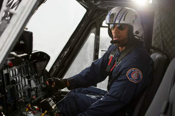 Agent fédéral, aventurier à la force surhumaine... Dwayne Johnson peut tout incarner. Même un pilote à toutes épreuves, dans San Andreas (2015). 