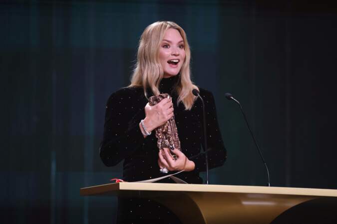 La lauréate du César de la meilleure actrice en 2023 est alors célibataire sur le tournage d'Un amour impossible
