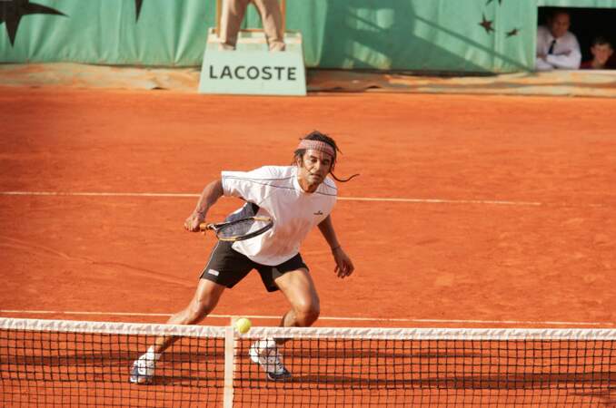 Ici à Roland-Garros, en double en 2005. 