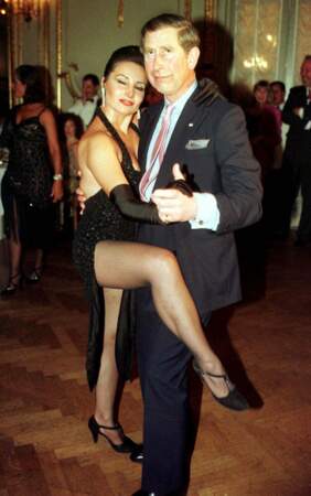 Ouh là là ! L'héritier du trône a dansé avec une femme lors de son passage à Buenos Aires en 1999