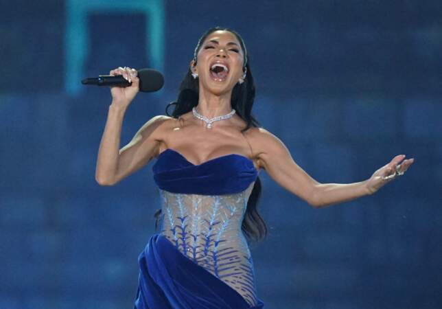 Vêtue d'une robe bleue, Nicole Scherzinger a elle aussi participé à ce concert
