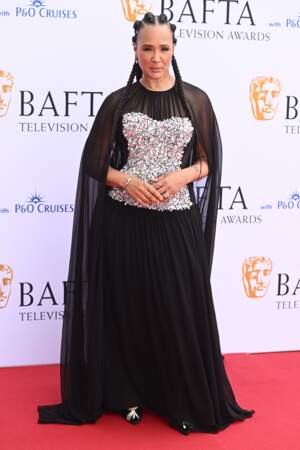 Golda Rosheuvel, l'interprète de la Reine Charlotte dans la saga Bridgerton, sur le tapis des Bafta Television Awards 