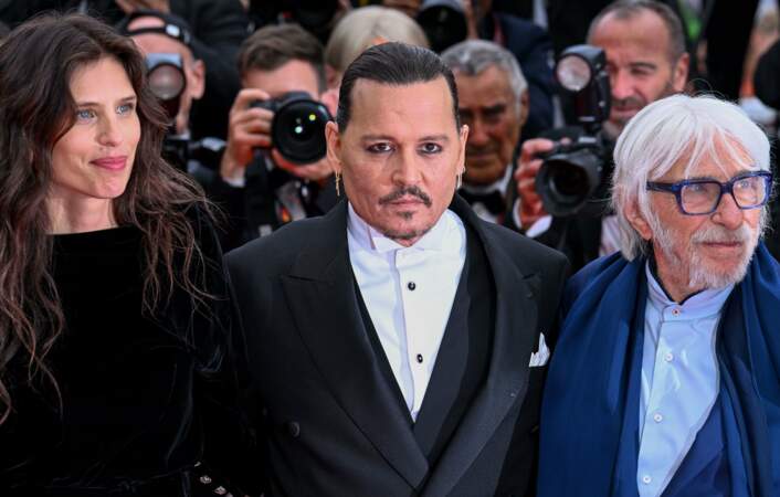 Maïwenn, Johnny Depp et Pierre Richard sur le tapis rouge de Cannes 2023