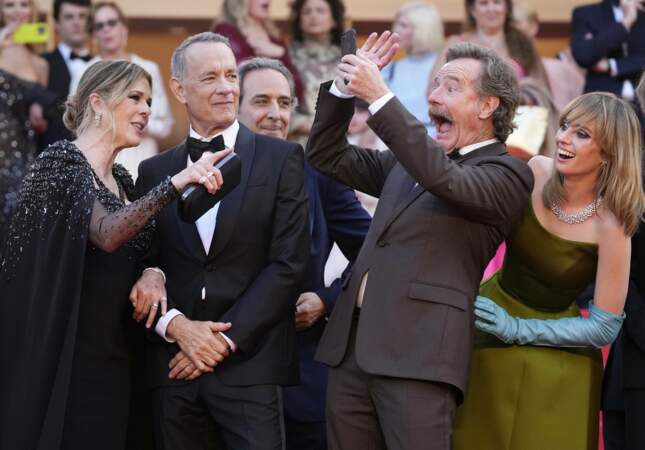 L'ambiance était à la rigolade pour Tom Hanks et le casting d'Asteroid City sur le tapis rouge