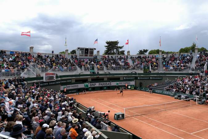 Depuis dimanche, le tournoi international de Roland-Garros bat son plein à Paris.