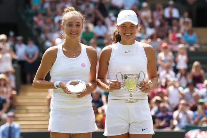 En 2018, la jeune joueuse est la championne junior du simple dames à Wimbledon. "Le meilleur jour de sa vie", comme elle l'indique sur Instagram