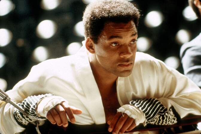 Will Smith joue Muhammad Ali dans Ali, sorti en 2001