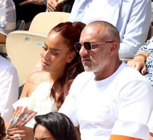 Amel Bent et son mari Patrick Antonelli dans les tribunes de Roland-Garros 