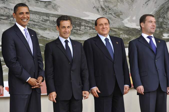 Silvio Berlusconi accueille les chefs d'Etats du G8 à L'Aquila en 2009