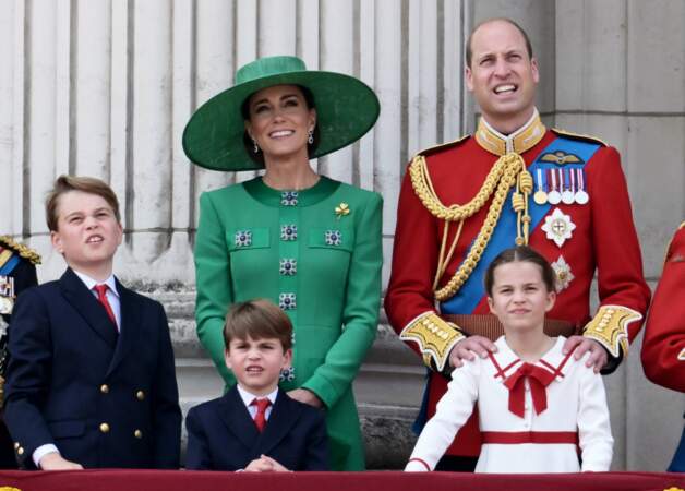 Les enfants assortis, le couple royal  uni