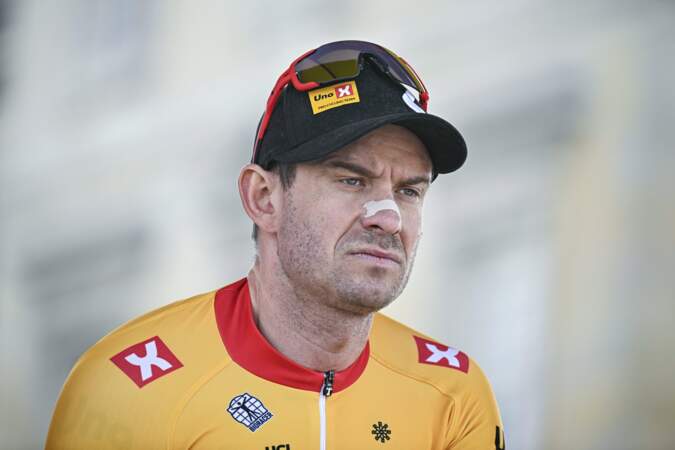 Professionnel depuis 2006, il a remporté plusieurs prix, notamment le Tour de Flandres en 2015 et Gand-Wevelgem en 2019