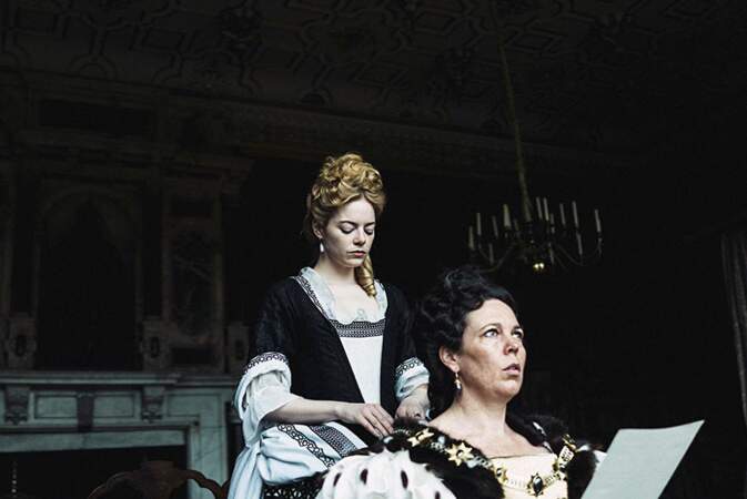 Pour La Favorite de Yórgos Lánthimos, elle joue le rôle d'Abigail, qui se dispute avec Rachel Weisz les faveurs de la reine Anne, jouée par Olivia Coleman.