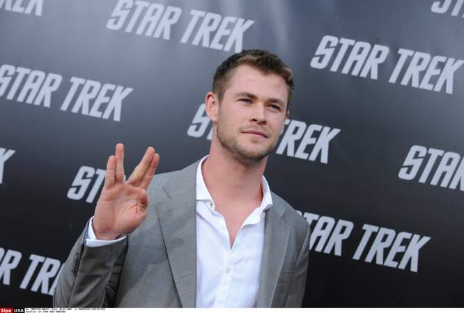 En 2009, le jeune homme est à l'affiche du film Star Trek !