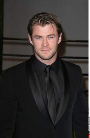 En 2011, il se fait pousser la mèche pour se rendre à la soirée des Oscars !