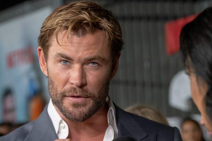 D'années en années, Chris Hemsworth enchaîne les rôles d'action. Mais il a beaucoup changé depuis ses débuts.