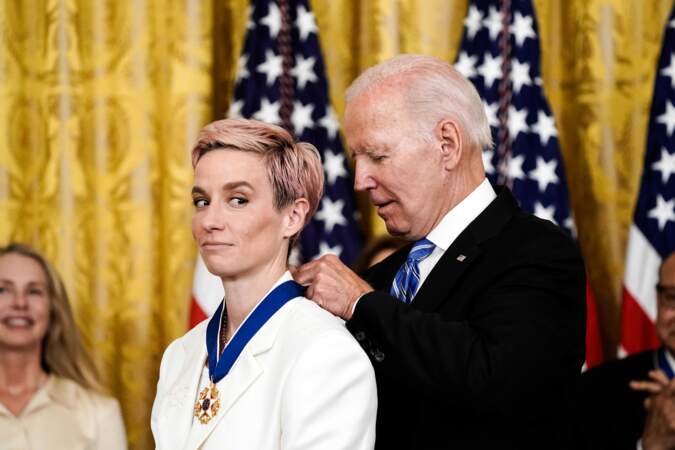 De son côté, Megan Rapinoe a été décorée de la médaille de la liberté par le président Joe Biden en juillet 2022.