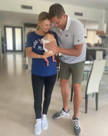 Les amoureux accueillent leur première fille Olivia, née le 11 juin 2021.