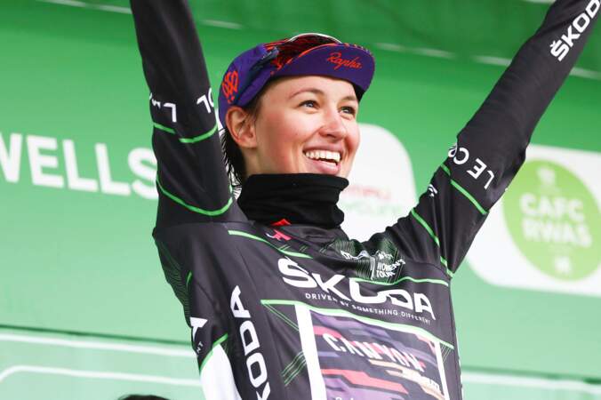 Elle est cinquième du Tour d'Italie en 2015, championne de Pologne sur route et du contre-la-montre en 2016. En 2017, elle gagne The Women's Tour.