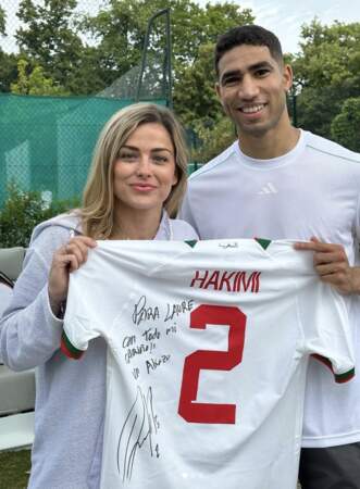 La voilà avec Achraf Hakimi, star du PSG et de l'Équipe du Maroc 