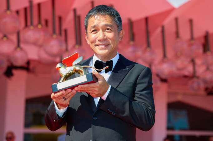 L'acteur hongkongais Tony Leung Chiu-wai a reçu le Lion d'or pour l'ensemble de sa carrière ce 2 septembre à Venise.
