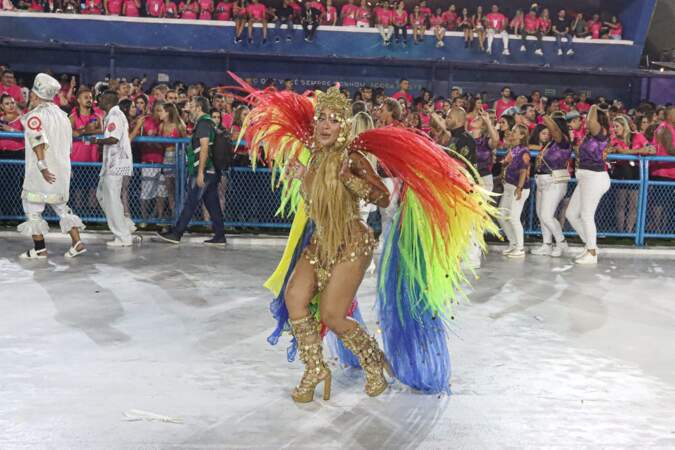 En 2023, Rafaella Santos a été invitée au carnaval de Rio