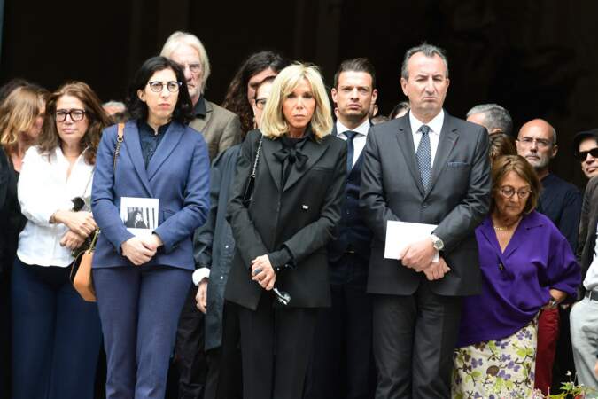 Aux obsèques de Jane Birkin, elle représente Emmanuel Macron