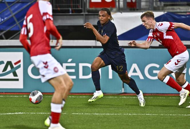 Sélectionné pour le match France-Danemark U21, il fait des étincelles