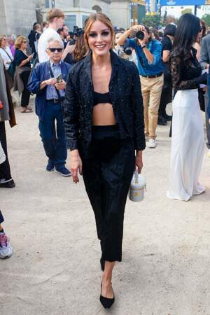 Olivia Palermo, souriante au défile Dior printemps-été 2024