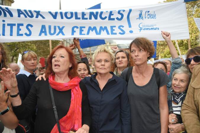 Grand rassemblement contre les violences faites aux femmes à l'appel de Muriel Robin au Palais de Justice de Paris (2018).
