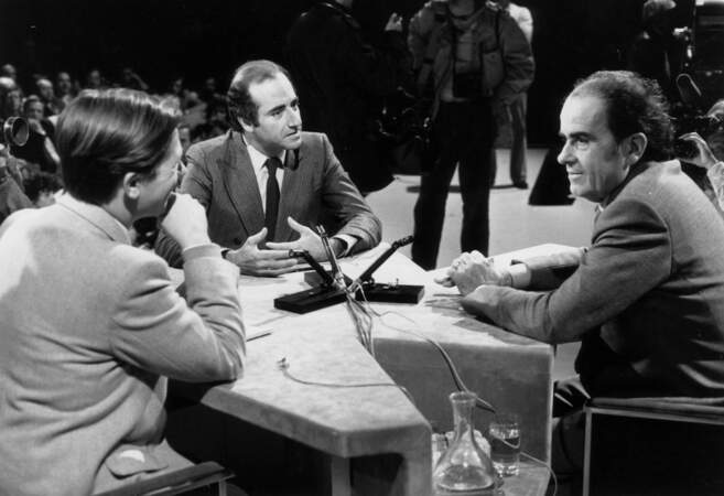 Jean-Pierre Elkabbach et Alain Duhamel s'entretiennent avec Georges Marchais en octobre 1980 pour l'émission "Cartes sur table".