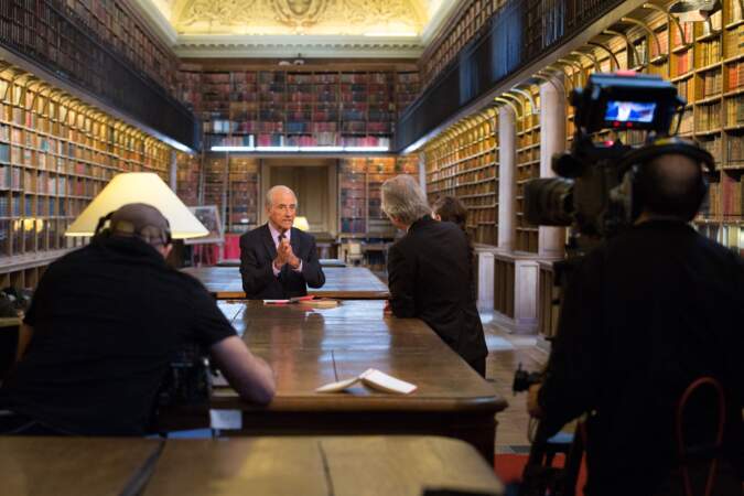 Enregistrement de l'émission présentée par Jean-Pierre Elkabbach "Bibliothèque Medicis" diffusée sur Public Sénat 2016