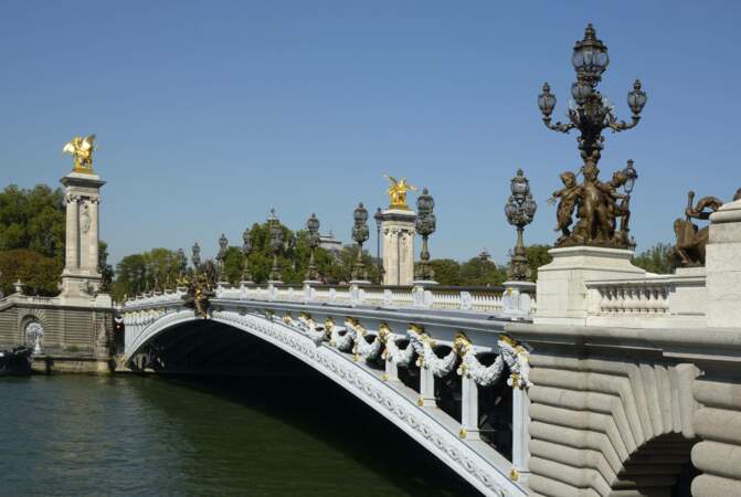 Le Pont Alexandre III sera le lieu où se dérouleront les épreuves du triathlon et du cyclisme sur route.