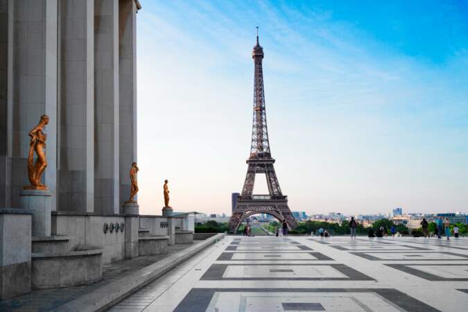 L'esplanade du Trocadéro est aussi appelé le parvis des droits de l'homme et est un endroit très populaire chez les touristes.