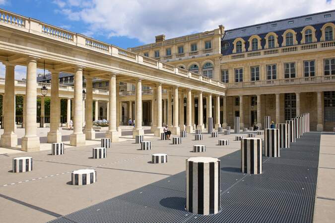 Le jardin du Palais royal est connu pour ses célèbres colonnes de Buren !
