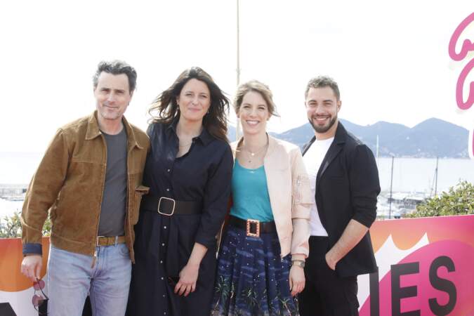 Nicolas Berger-Vachon, Anne Décis, Léa François et Marwan Berreni à Canneseries en avril 2022. 