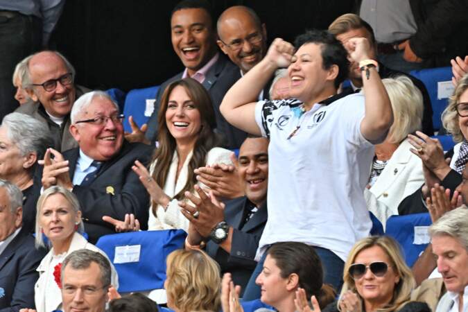 En tribune, Kate Middleton était aux côtés d'un fan hilare