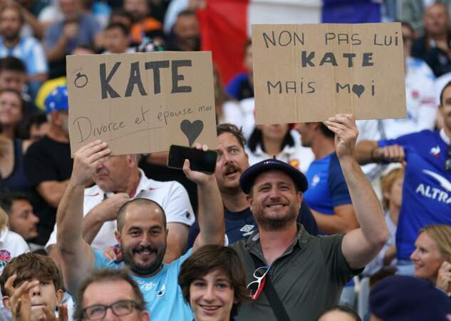 Les fans français étaient présents pour apporter leur soutien à Kate Middleton