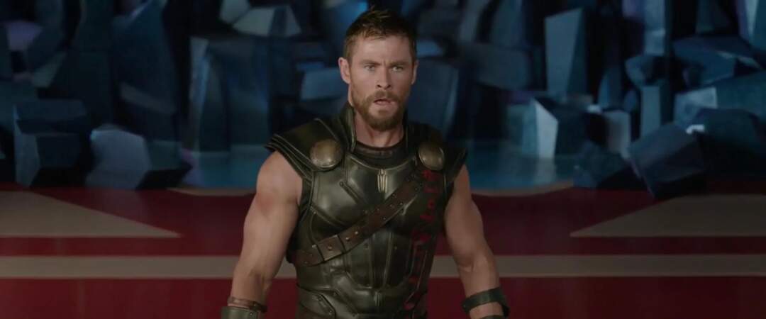 Thor y affronte un ennemi redoutable : sa soeur Hela, jouée par Cate Blanchett.