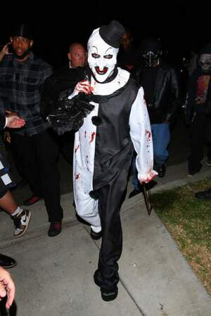 Le rappeur Tyga est déguisé en clown à la soirée d'Halloween