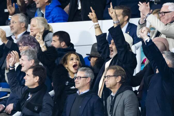Rita Ora et son mari Taika Waititi au Stade de France